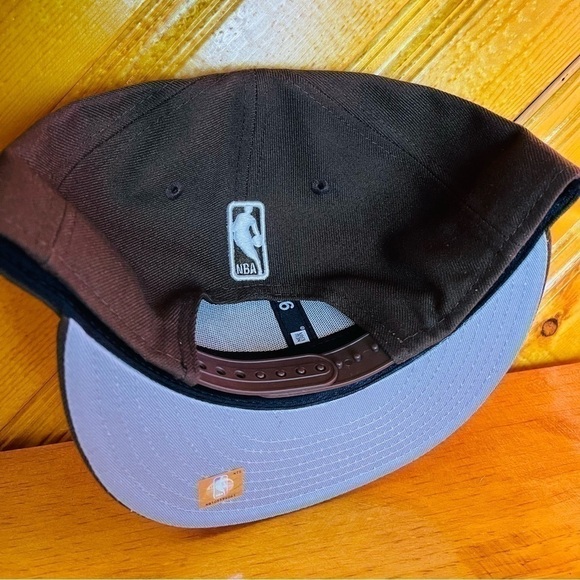 Los Angeles Lakers Snapback Cap - Picture 2 of 3